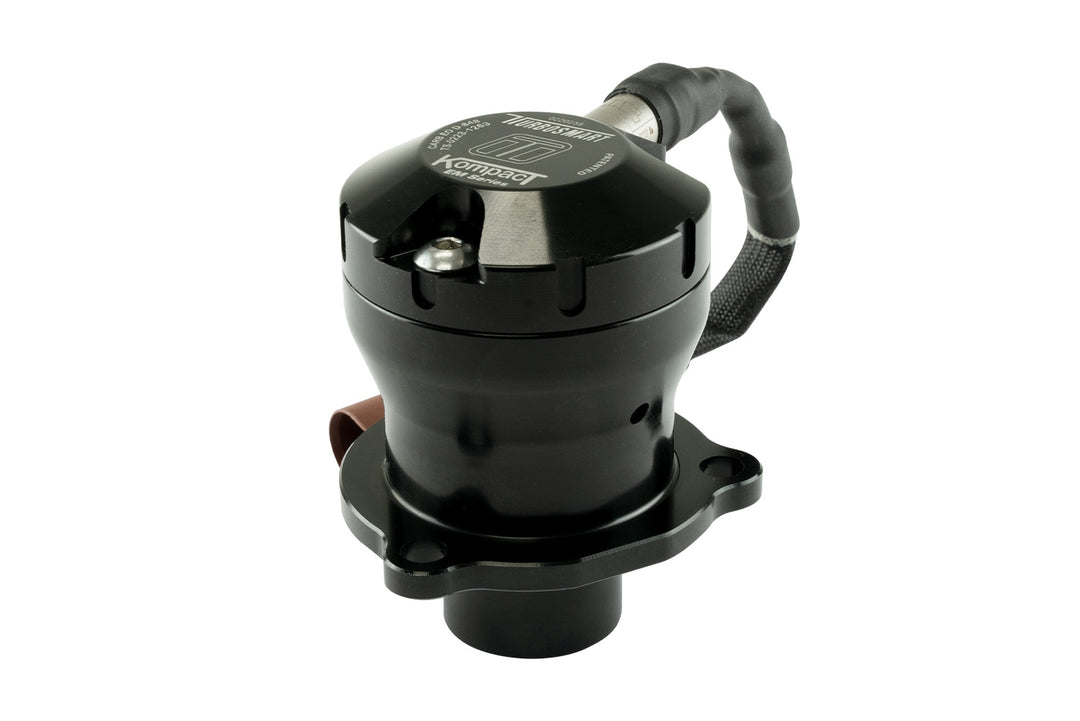 BOV Kompact Plumb Back VR30 past op Audi 4L V8 TFSI